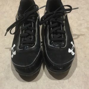 Boys baseball cleats